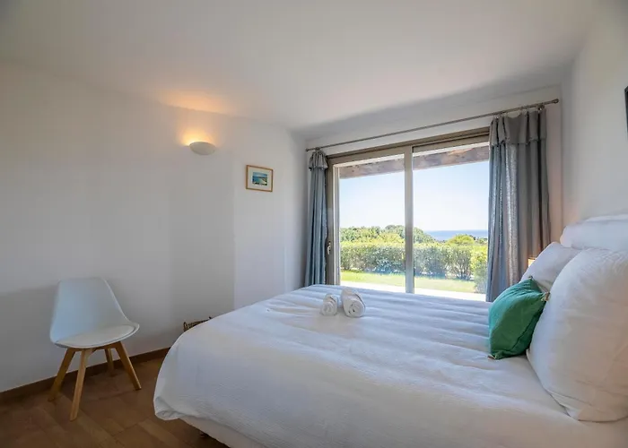 Superbe Vecchio Vue A Pied Villa Porto-Vecchio (Corsica)
